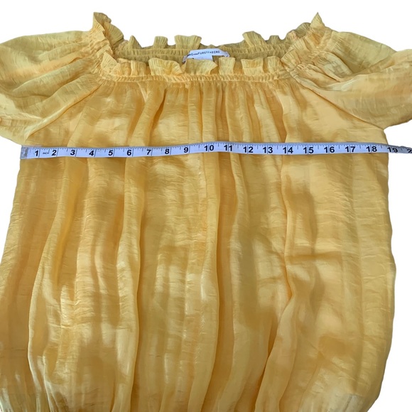 Diane von Furstenberg DVF Marcus Buttercup Shirred Blouson Blouse Yellow Size 6 - Picture 4 of 9